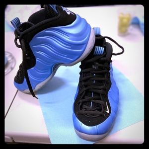 Nike Foamposites Electric  Blue . Used